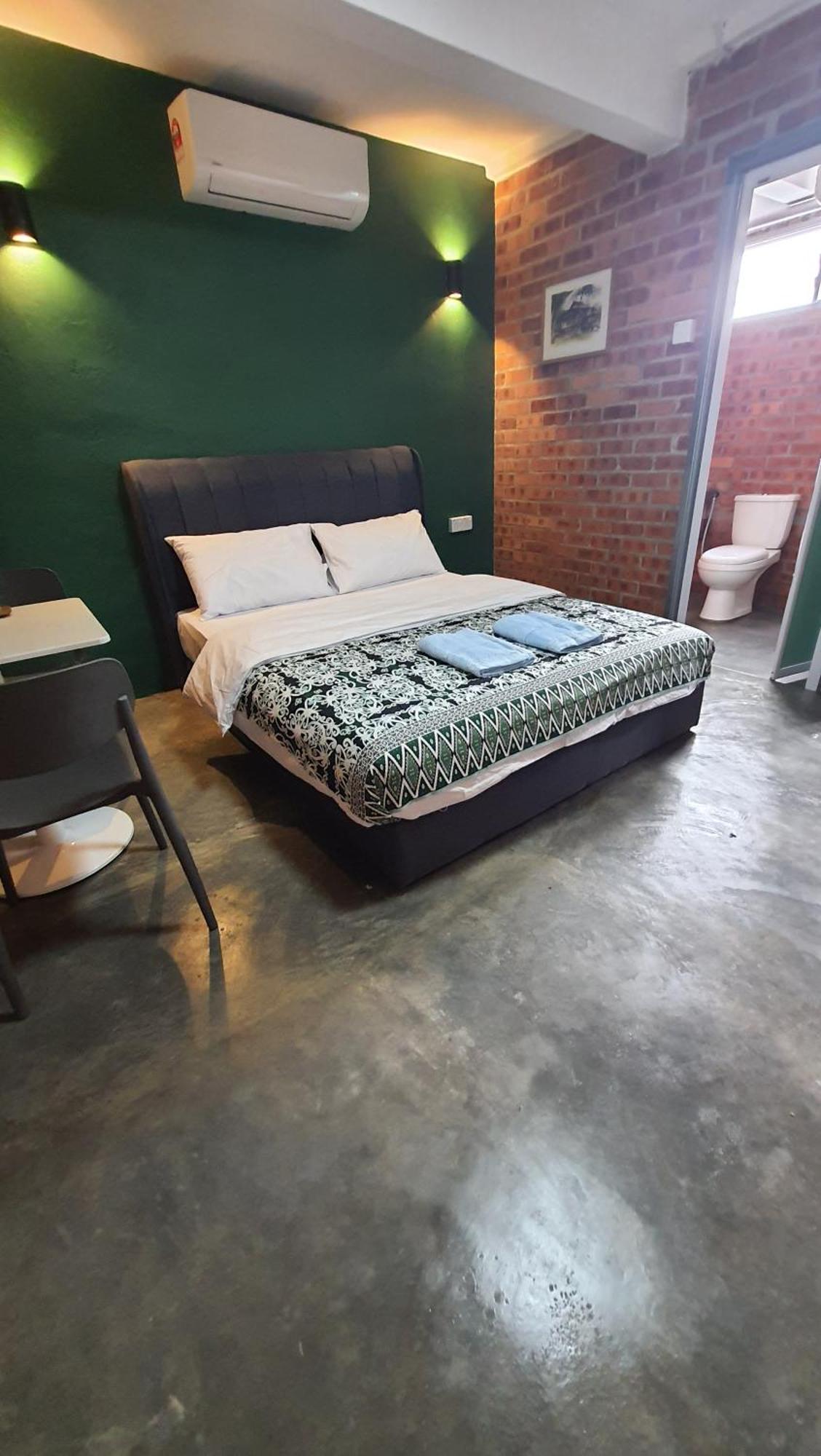 Sayang Di Kaki Bukit Homestay Near Icon City Букит-Мертаджам Экстерьер фото